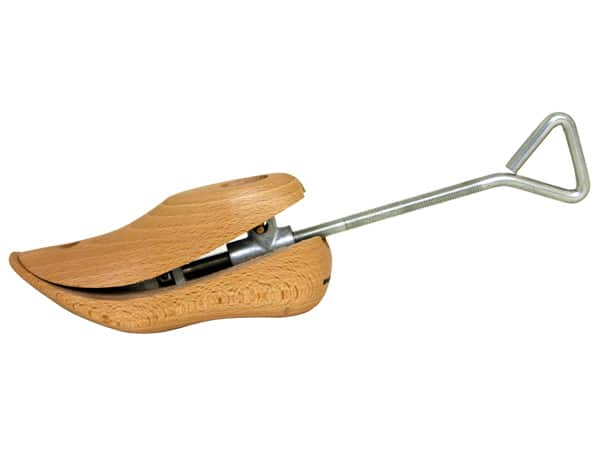 boot instep stretcher and vamp raiser